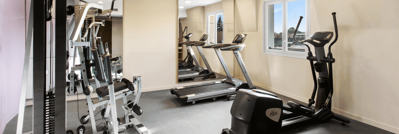 Salle de fitness de l'hôtel