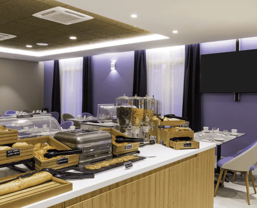 Buffet du petit-déjeuner de l'hôtel